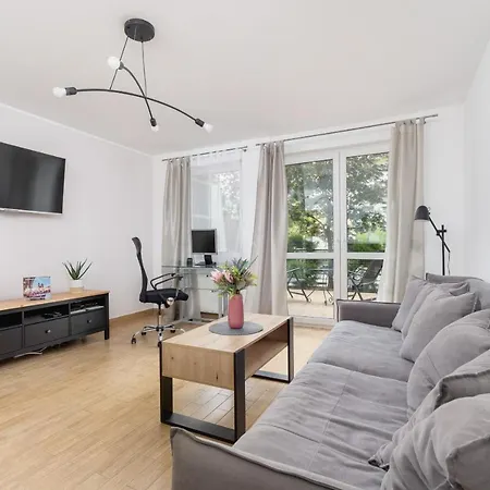 Pleasant Apartment With Terrace Cracow By Noclegi Renters Kraków Zewnętrze zdjęcie