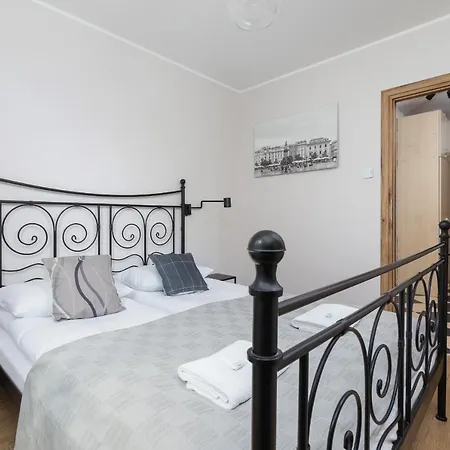 Pleasant Apartment With Terrace Cracow By Noclegi Renters Kraków Zewnętrze zdjęcie
