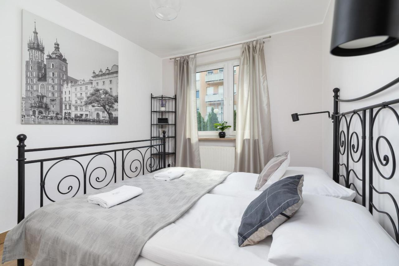 Pleasant With Terrace Cracow By Renters Apartment Krakow