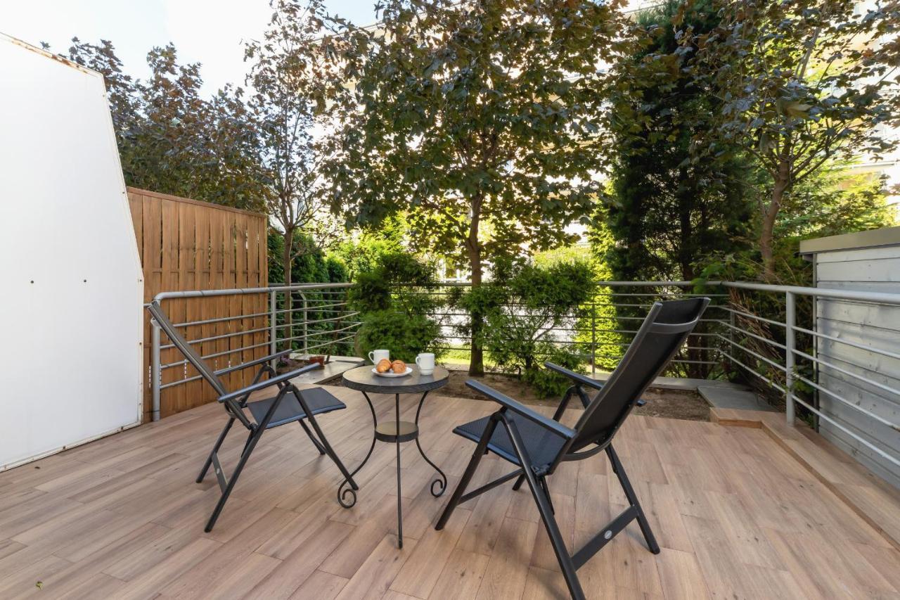 Pleasant With Terrace Cracow By Renters * Krakow